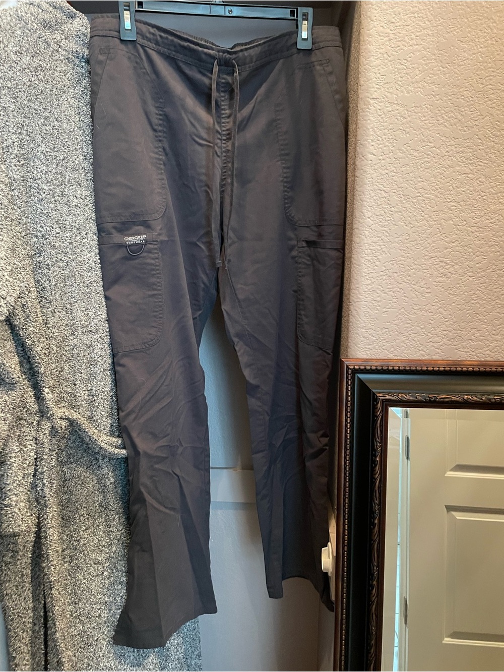 Women’s grey scrub pants- tall